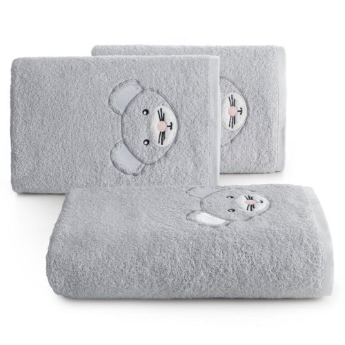 705c4eeeb4c4cabe9f3c46141c43010d