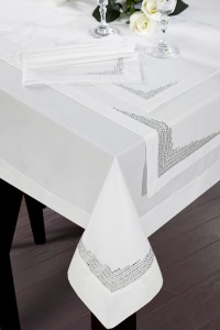Eurofirany Obrus Dekoracyjny Ewa Minge Klara Biały 150x260