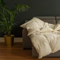 AMZ BASIC Plus poduszka trzykomorowa twardsza puch 70%