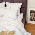 AMZ BASIC Plus poduszka trzykomorowa puch 70%